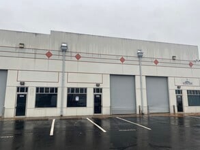 9200-9280 Mike Garcia Dr, Manassas, VA for lease Interior Photo- Image 1 of 4