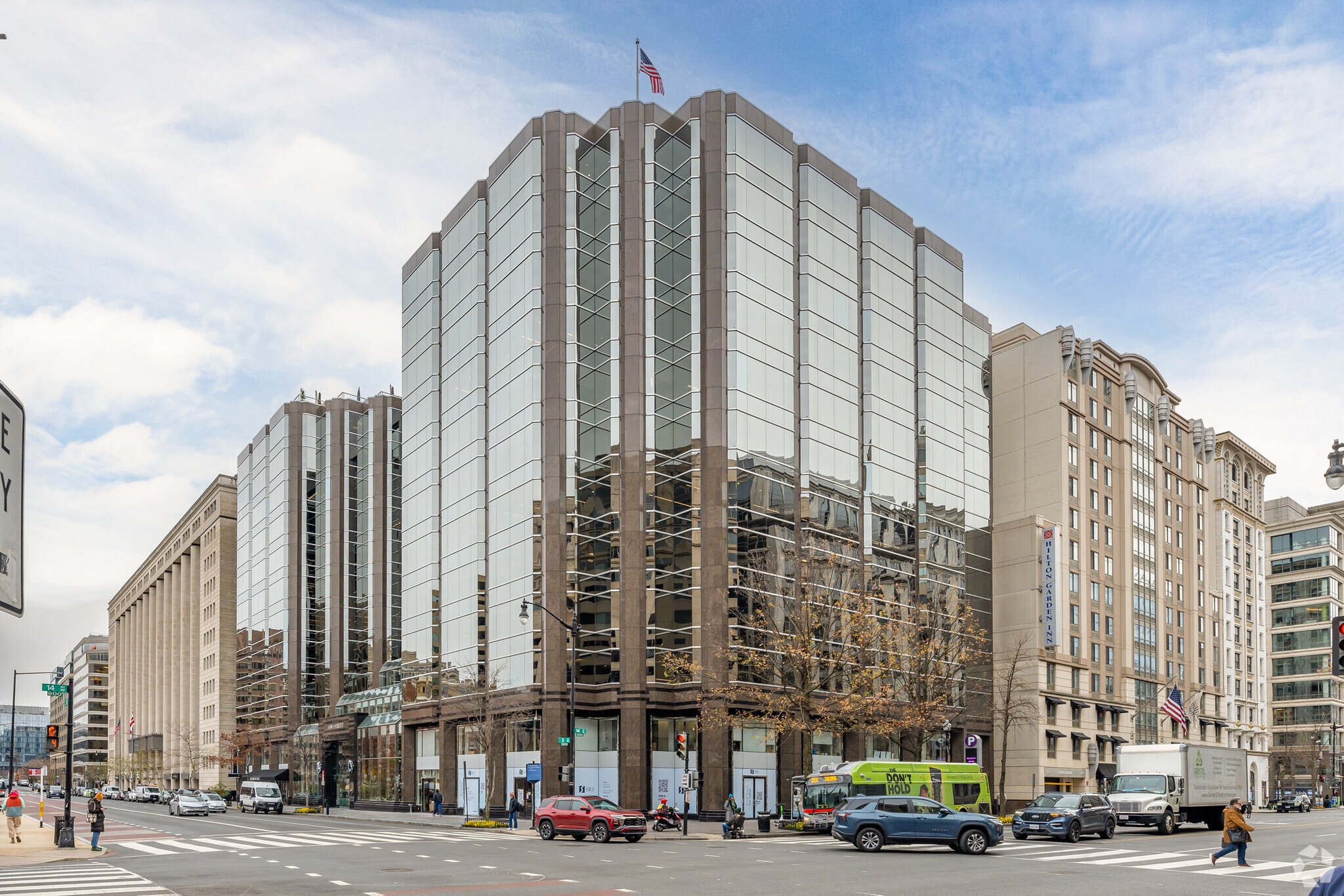 1350 Eye St NW, Washington, DC à louer Photo principale- Image 1 de 22