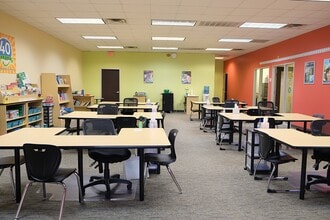 10228 Broadway St, Pearland, TX for lease Building Photo- Image 2 of 6