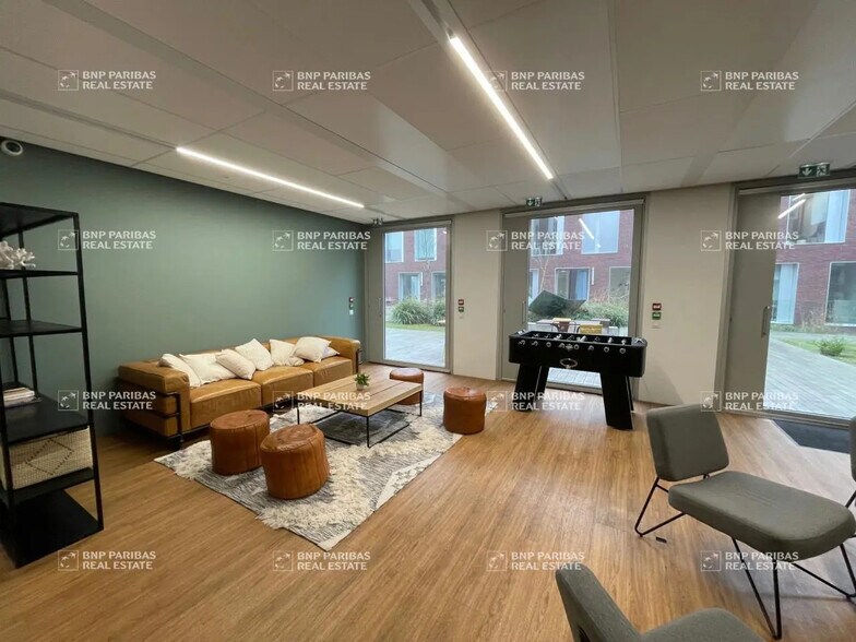 82 Rue Winston Churchill, Lille à vendre - Photo du bâtiment - Image 2 de 11