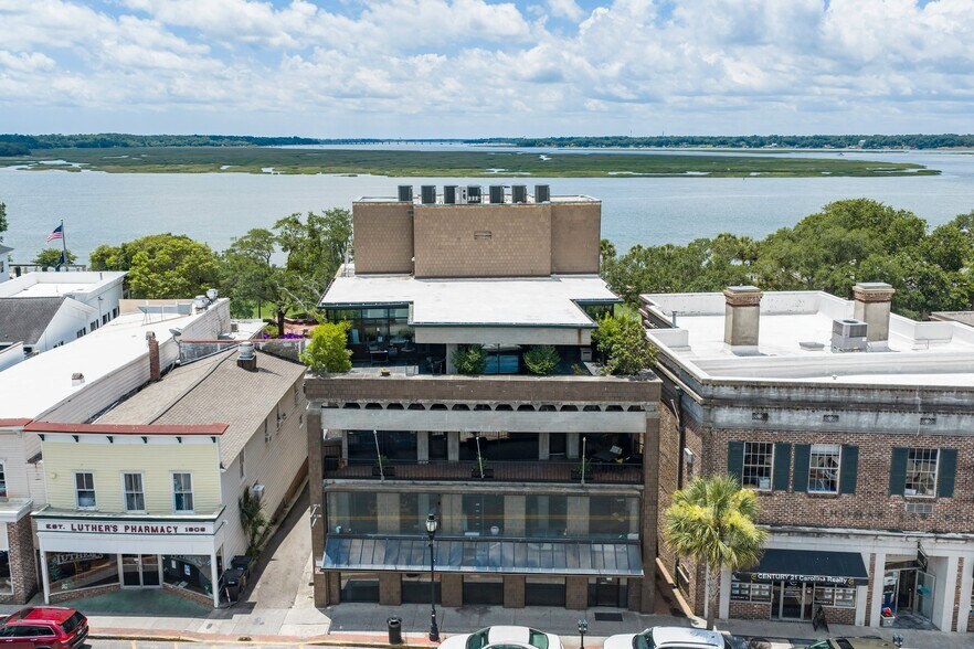 916 Bay St, Beaufort, SC à vendre - Photo du bâtiment - Image 3 de 52