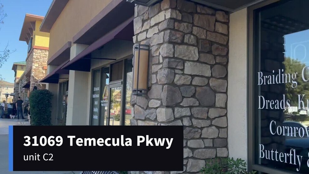 31021 Highway 79 S, Temecula, CA à louer - Vidéo sur l’inscription commerciale - Image 2 de 10