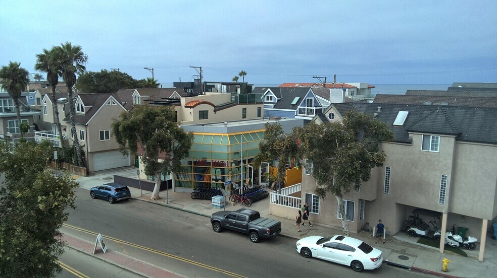 3830 Mission Blvd, San Diego, CA à vendre - Photo du bâtiment - Image 3 de 21