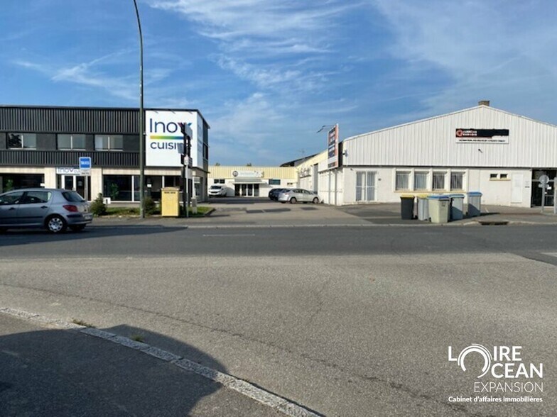 Local d'activités dans Nantes à vendre - Photo du bâtiment - Image 2 de 3