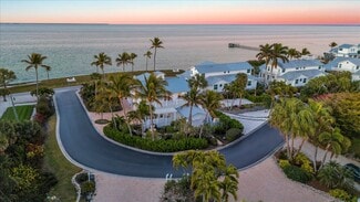 Plus de détails pour 8241 Main St, Bokeelia, FL - Commerce de détail à vendre