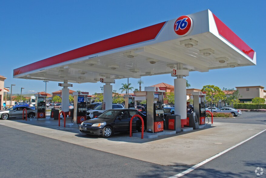600 N Rose Dr, Placentia, CA for sale - Building Photo - Image 2 of 5