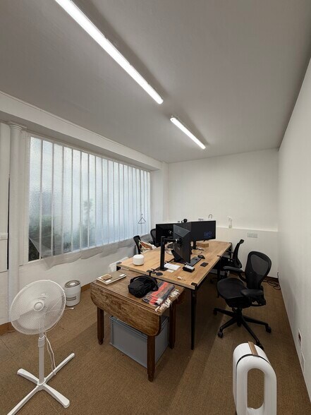 61 Rue Du Faubourg Saint-Denis, Paris à louer - Photo du bâtiment - Image 3 de 7