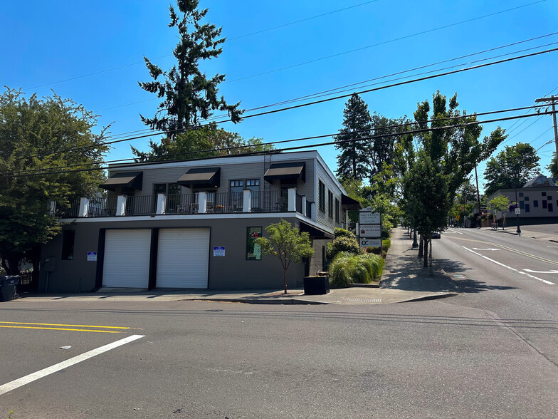 1209 7th St, Oregon City, OR à vendre - Photo du bâtiment - Image 1 de 1