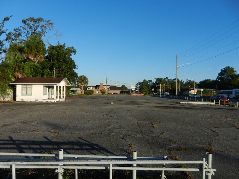 503 Orange Ave, Green Cove Springs, FL à vendre - Photo du bâtiment - Image 3 de 4