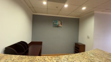 50 N La Cienega Blvd, Beverly Hills, CA à louer - Vidéo sur l’inscription commerciale 