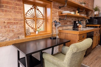 Plus de détails pour 29 S Carolina St, Hartwell, GA - Services hôteliers à vendre