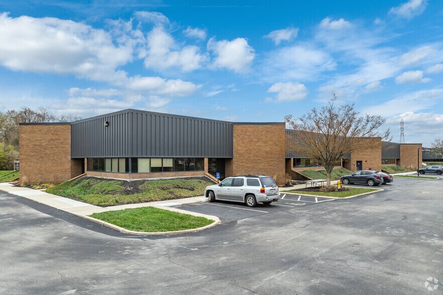 1717-4189 Arlingate Ln, Columbus, OH à louer - Photo principale - Image 1 de 10