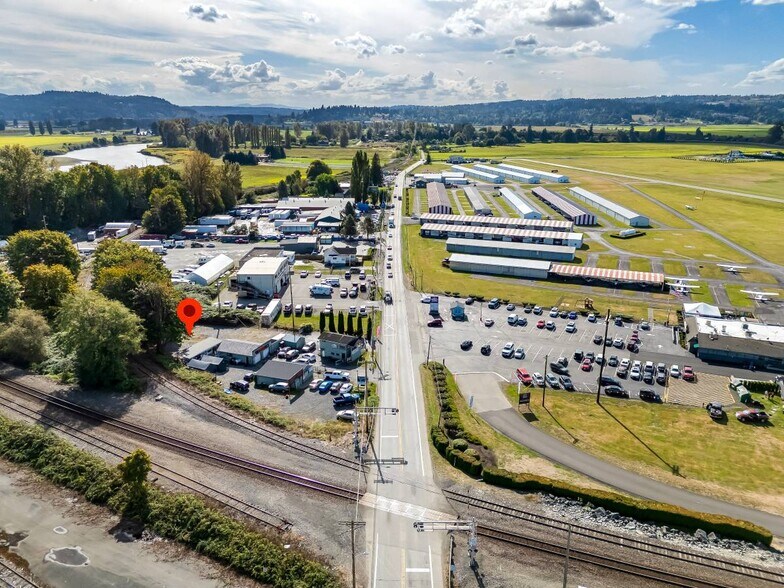 9813 Airport Way, Snohomish, WA à louer - Aérien - Image 2 de 14