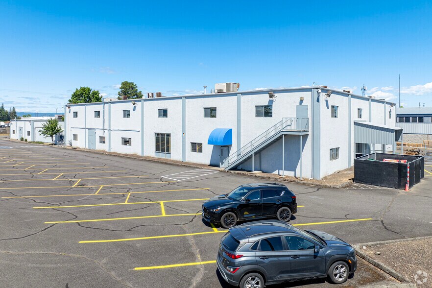 3700 24th Ave, Forest Grove, OR à louer - Photo du bâtiment - Image 2 de 15