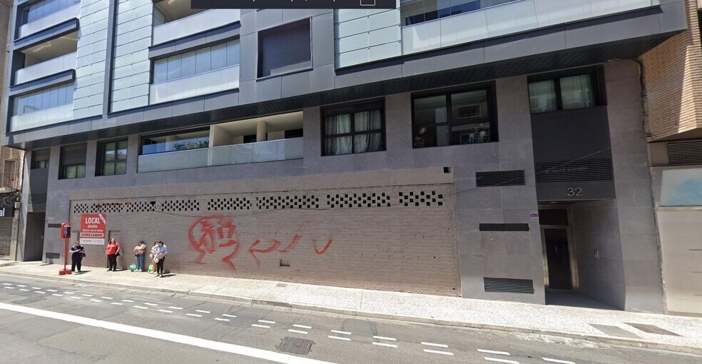 de, 32, Zaragoza, Zaragoza à louer - Photo du bâtiment - Image 1 de 7