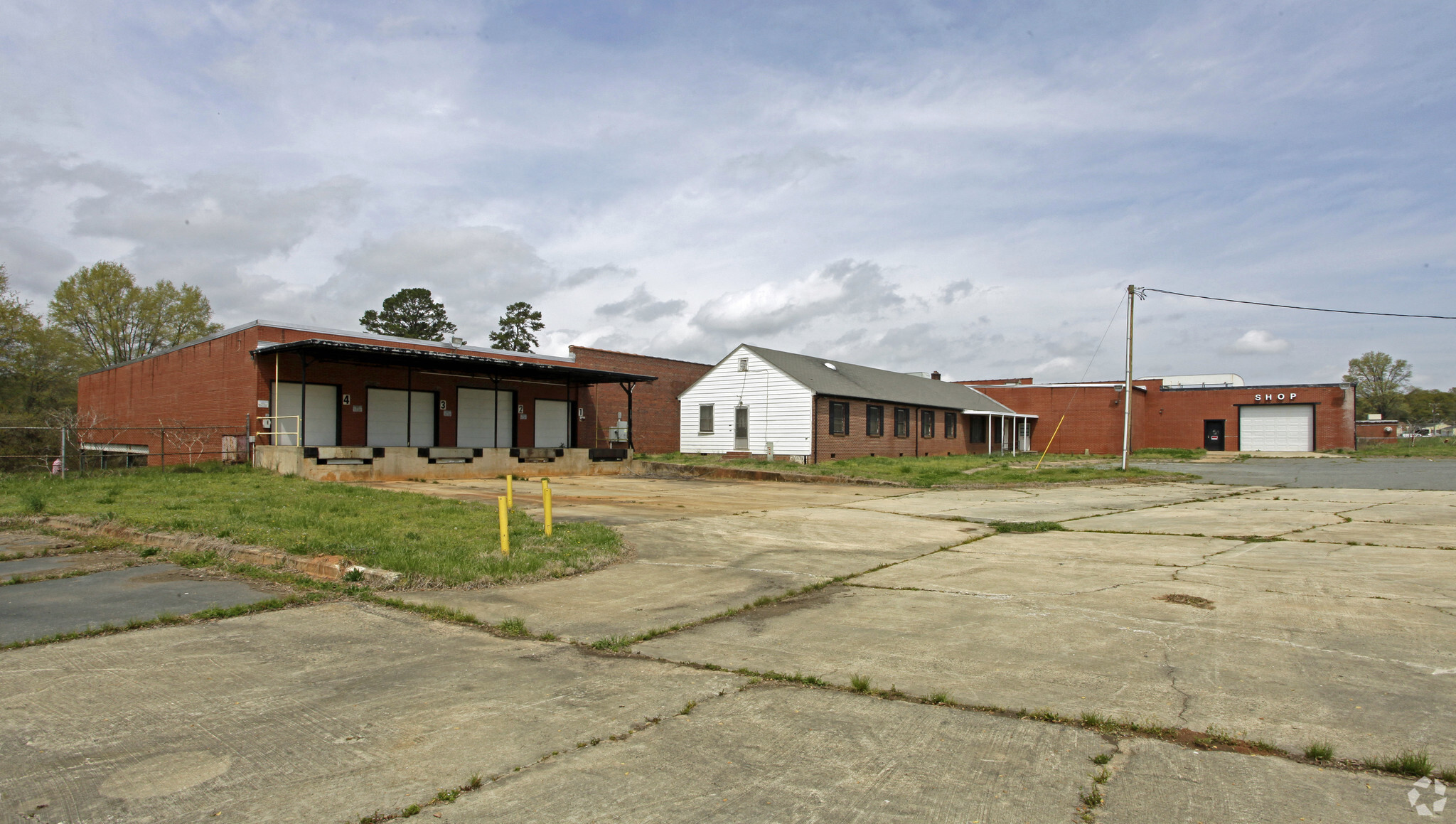 801 W Central Ave, Mount Holly, NC à vendre Photo principale- Image 1 de 7