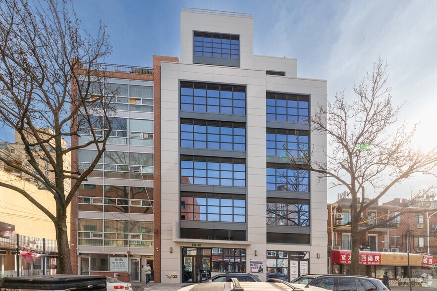 13320 41st Rd, Flushing, NY for sale - Building Photo - Image 3 of 32