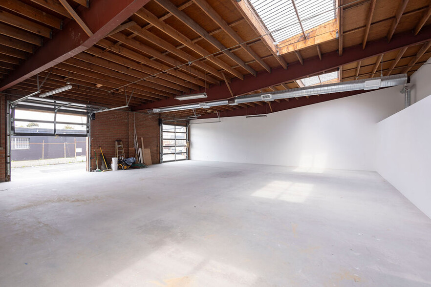 4625 W Washington Blvd, Los Angeles, CA for lease - Interior Photo - Image 3 of 17