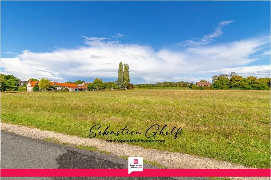 Land in Chémery for sale - Aerial - Image 3 of 3