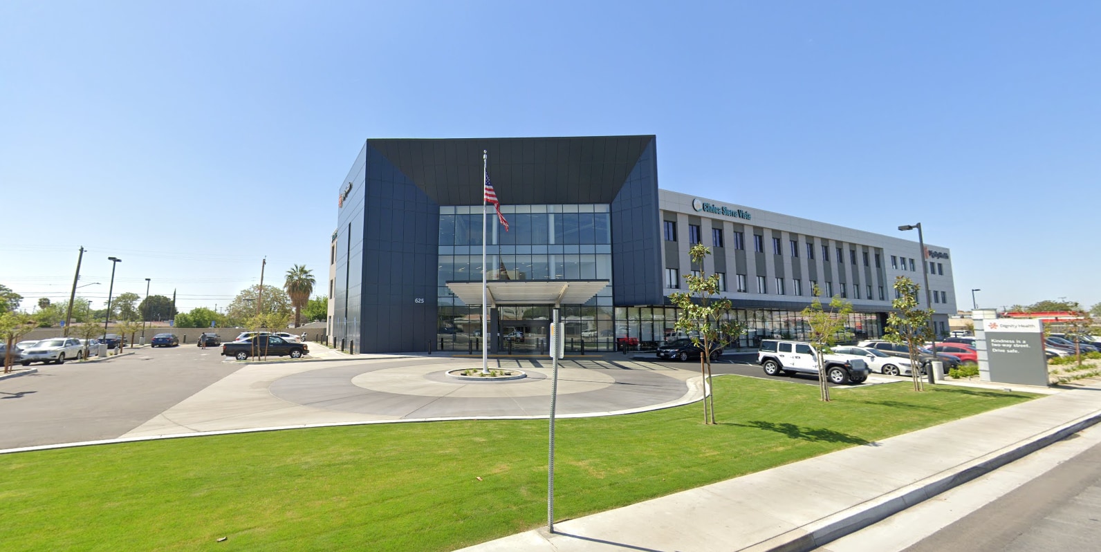 625 34th St, Bakersfield, CA for lease Primary Photo- Image 1 of 3