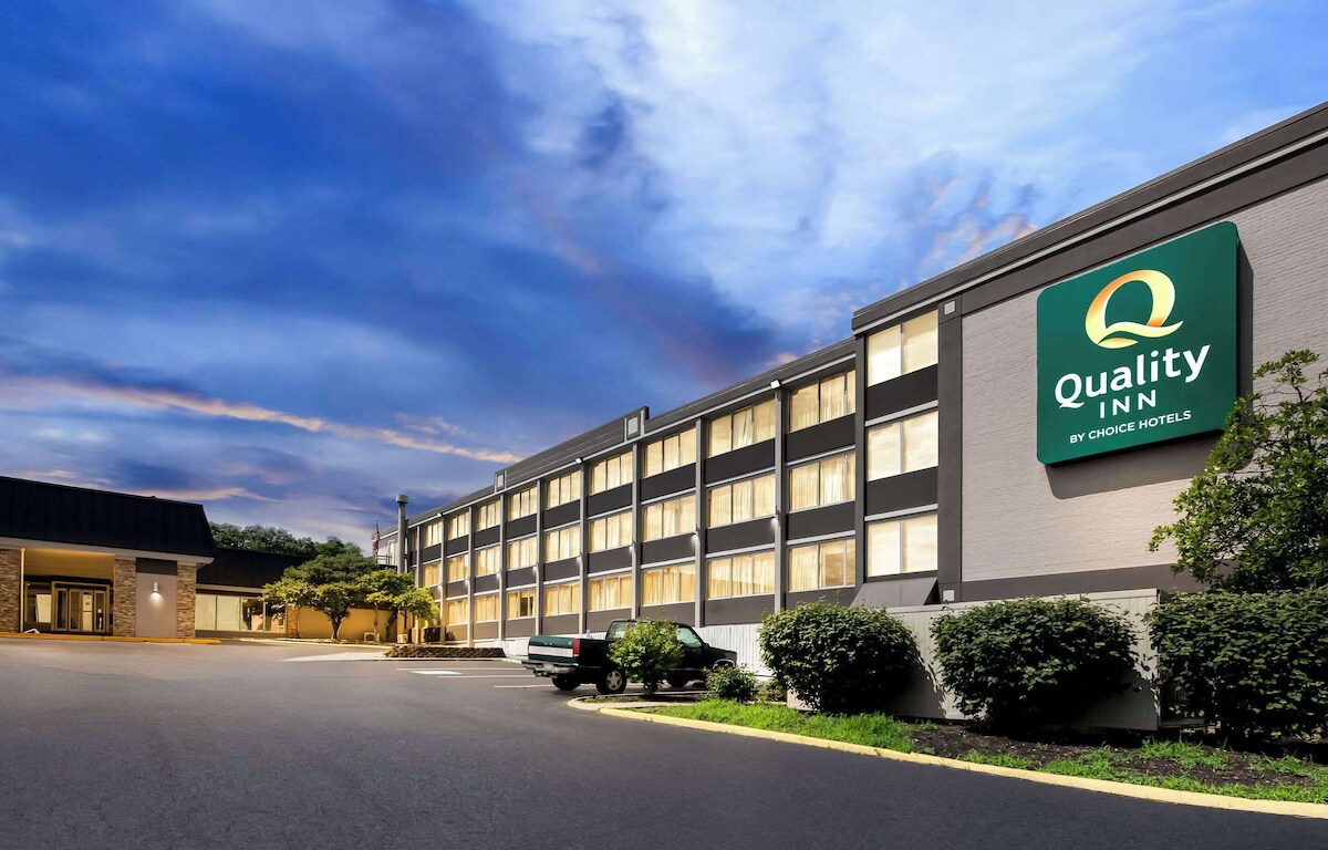 10 Rockridge Rd, Englewood, OH à vendre Photo du bâtiment- Image 1 de 8