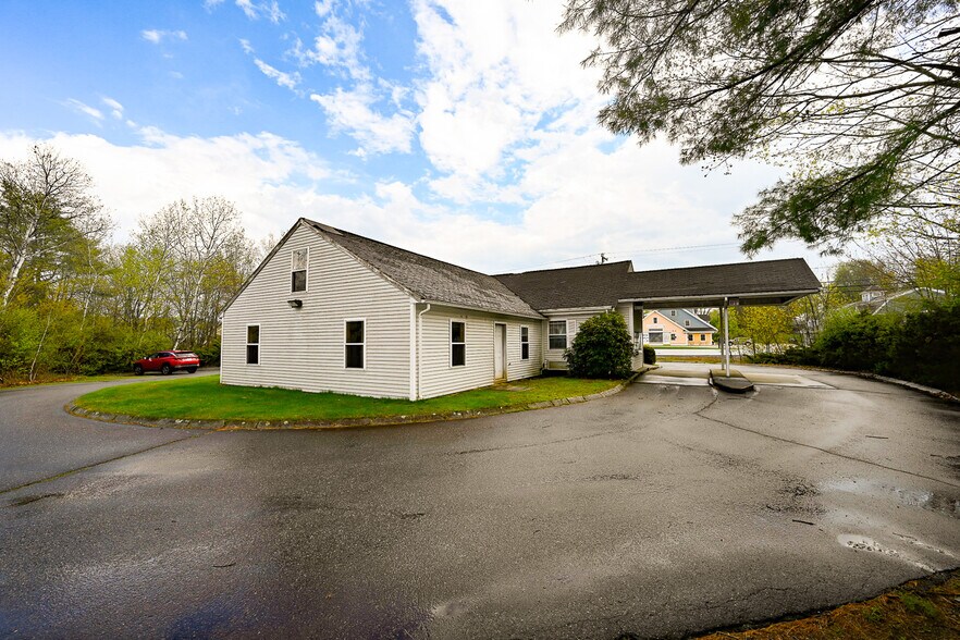 650 Portsmouth Ave, Greenland, NH à vendre - Photo du bâtiment - Image 3 de 9