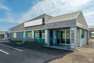 5625-5633 Southwest Fwy, Houston, TX for lease Building Photo- Image 2 of 21