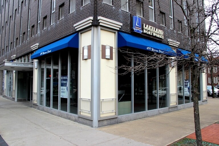 499 S Warren St, Syracuse, NY à louer - Photo du bâtiment - Image 3 de 15