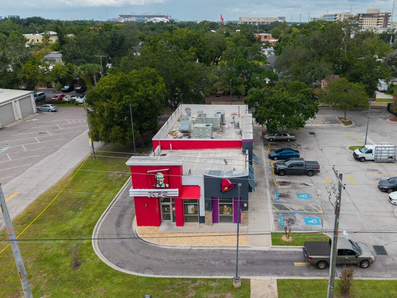 4302 N Armenia Ave, Tampa, FL à vendre - Photo du bâtiment - Image 2 de 5