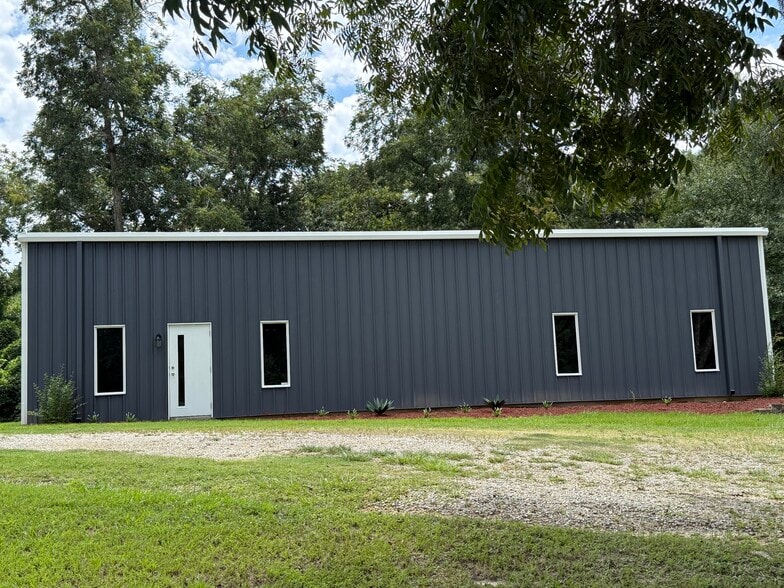 2230 Industrial Park Dr, Cairo, GA for sale - Building Photo - Image 2 of 13