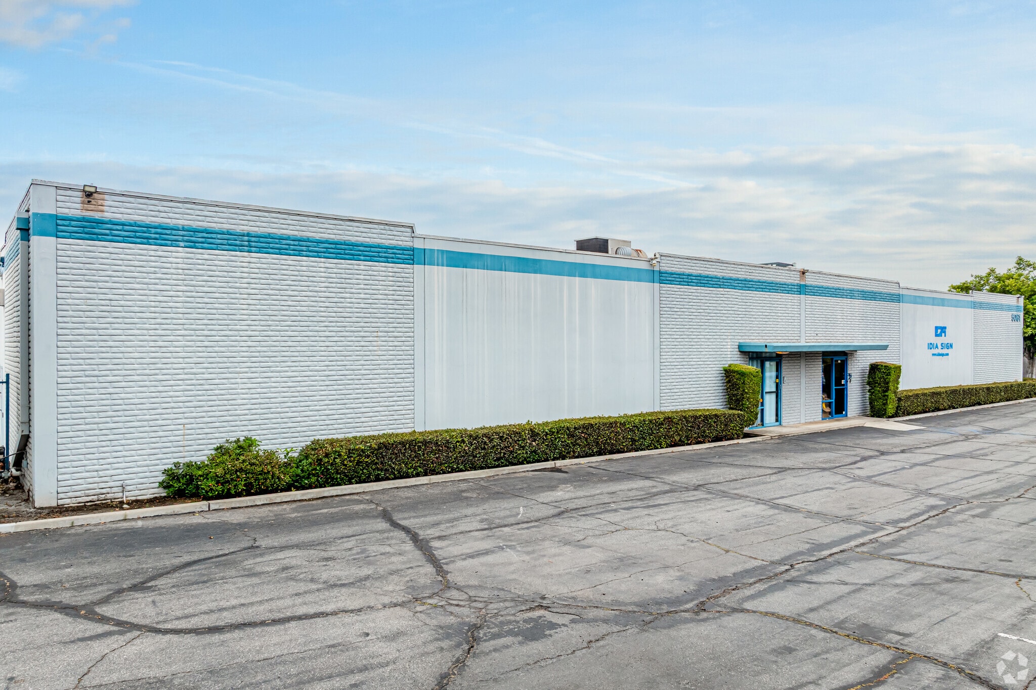 5061 Brooks St, Montclair, CA for lease Building Photo- Image 1 of 13