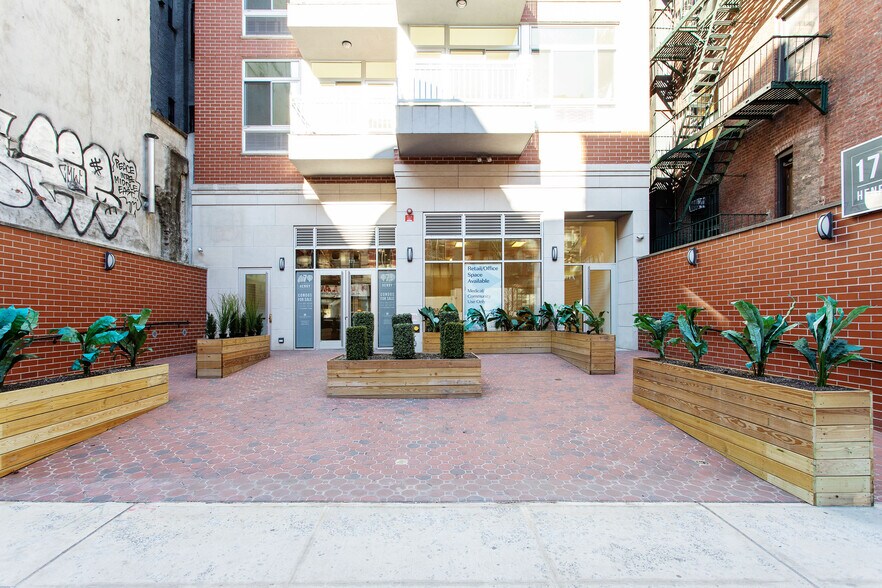 171 Henry St, New York, NY à louer - Photo du bâtiment - Image 1 de 3