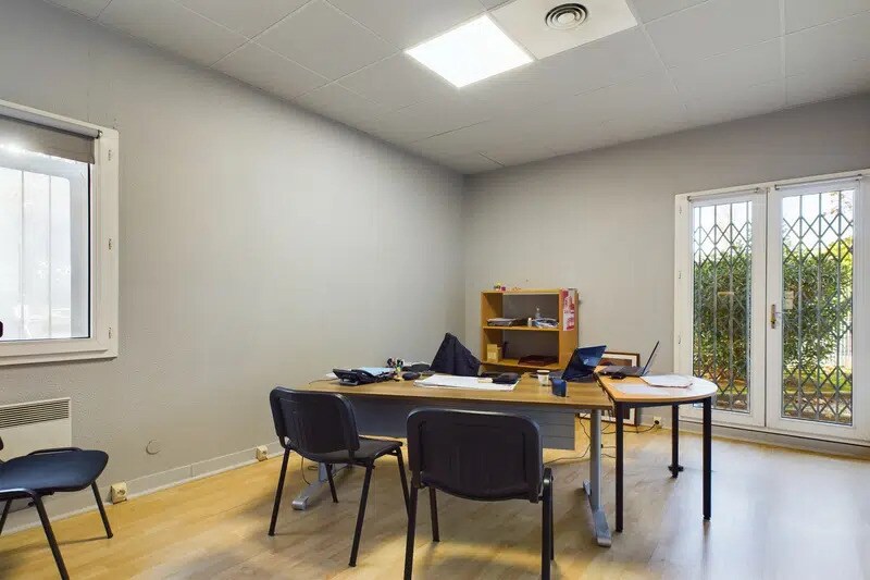 Office in Montpellier for sale - Building Photo - Image 3 of 9