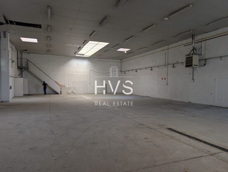 37 Avenue De Rome, Vitrolles for lease - Interior Photo - Image 3 of 9
