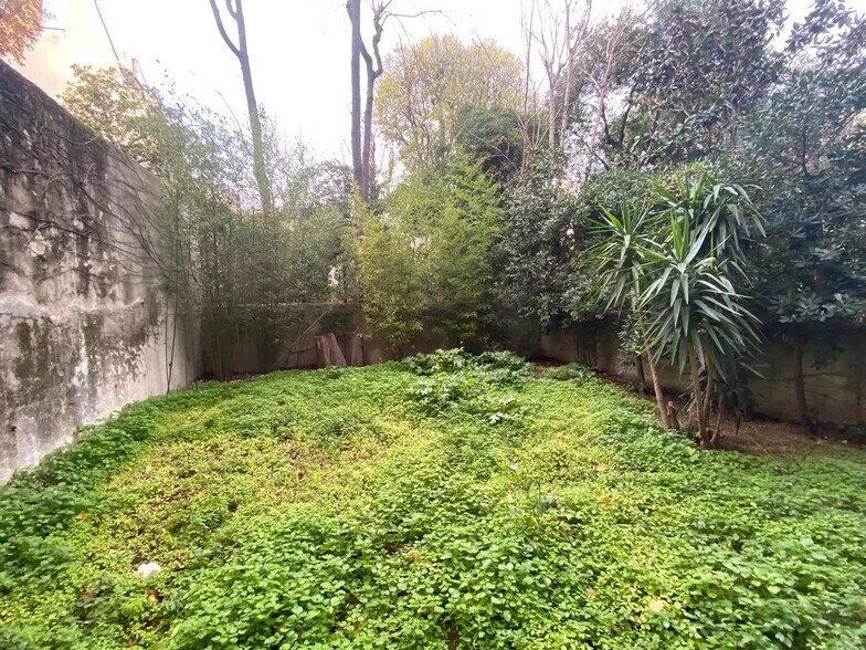 Bureau dans Marseille à louer - Photo du bâtiment - Image 3 de 8