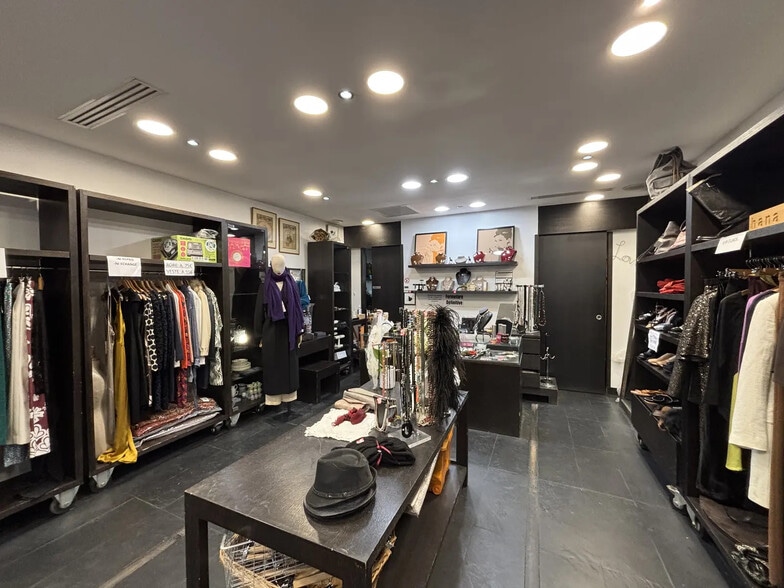 36 Rue Des Plantes, Paris for lease - Interior Photo - Image 3 of 8