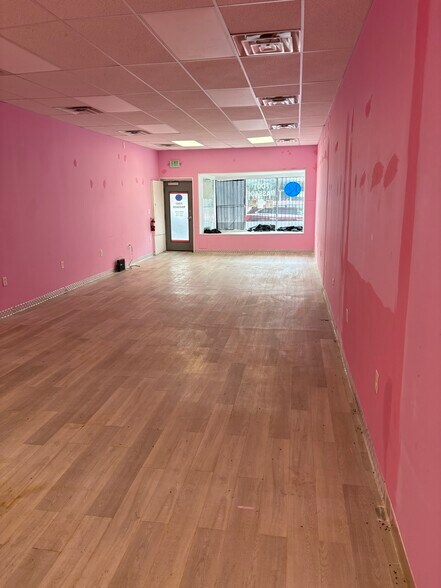 1126 H St NE, Washington, DC à vendre - Photo du bâtiment - Image 3 de 5