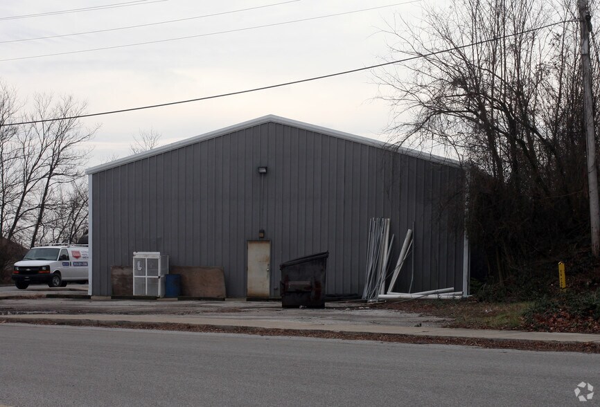 200-204 Westplex Ave, Bloomington, IN à louer - Photo du bâtiment - Image 2 de 11