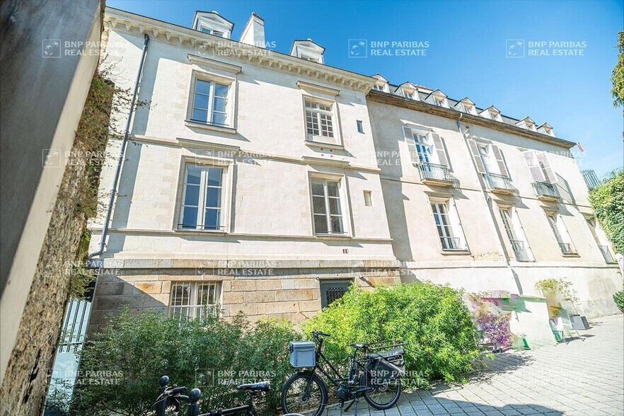 Office in Rennes for lease - Building Photo - Image 2 of 8