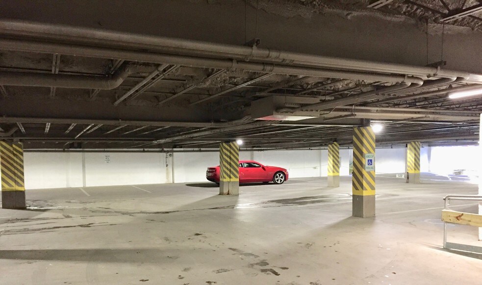 80 S Main St, Hanover, NH à louer - Photo intérieure - Image 3 de 5