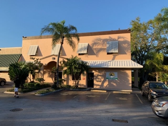 9501 SW 160th St, Miami, FL for lease Building Photo- Image 1 of 8