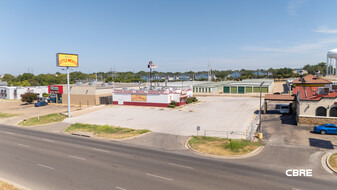 1712 SW H K Dodgen Loop - Motel