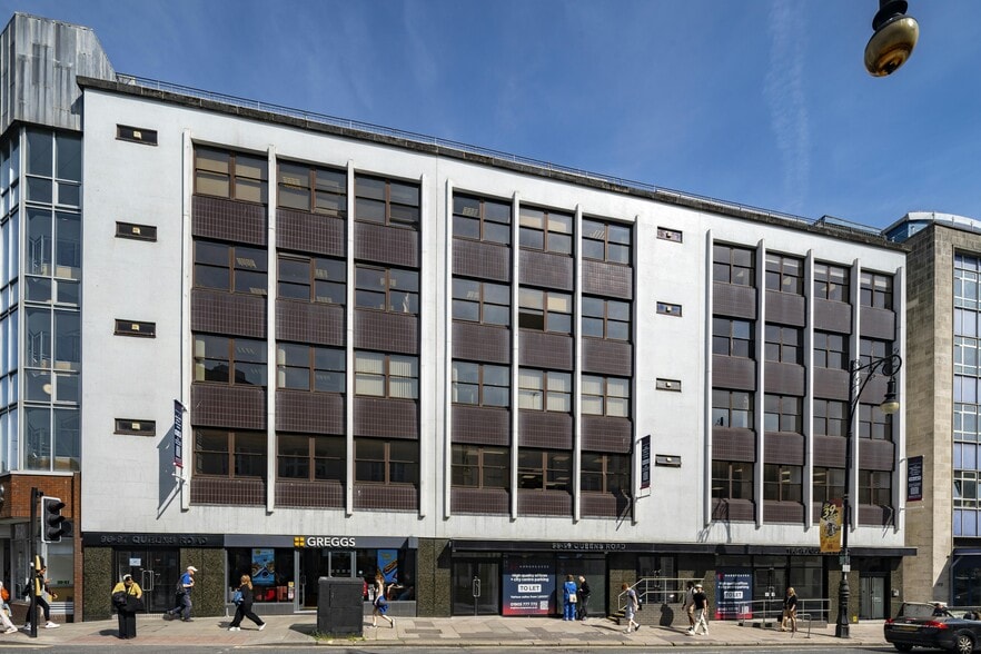 96-99 Queens Rd, Brighton for lease - Building Photo - Image 3 of 68