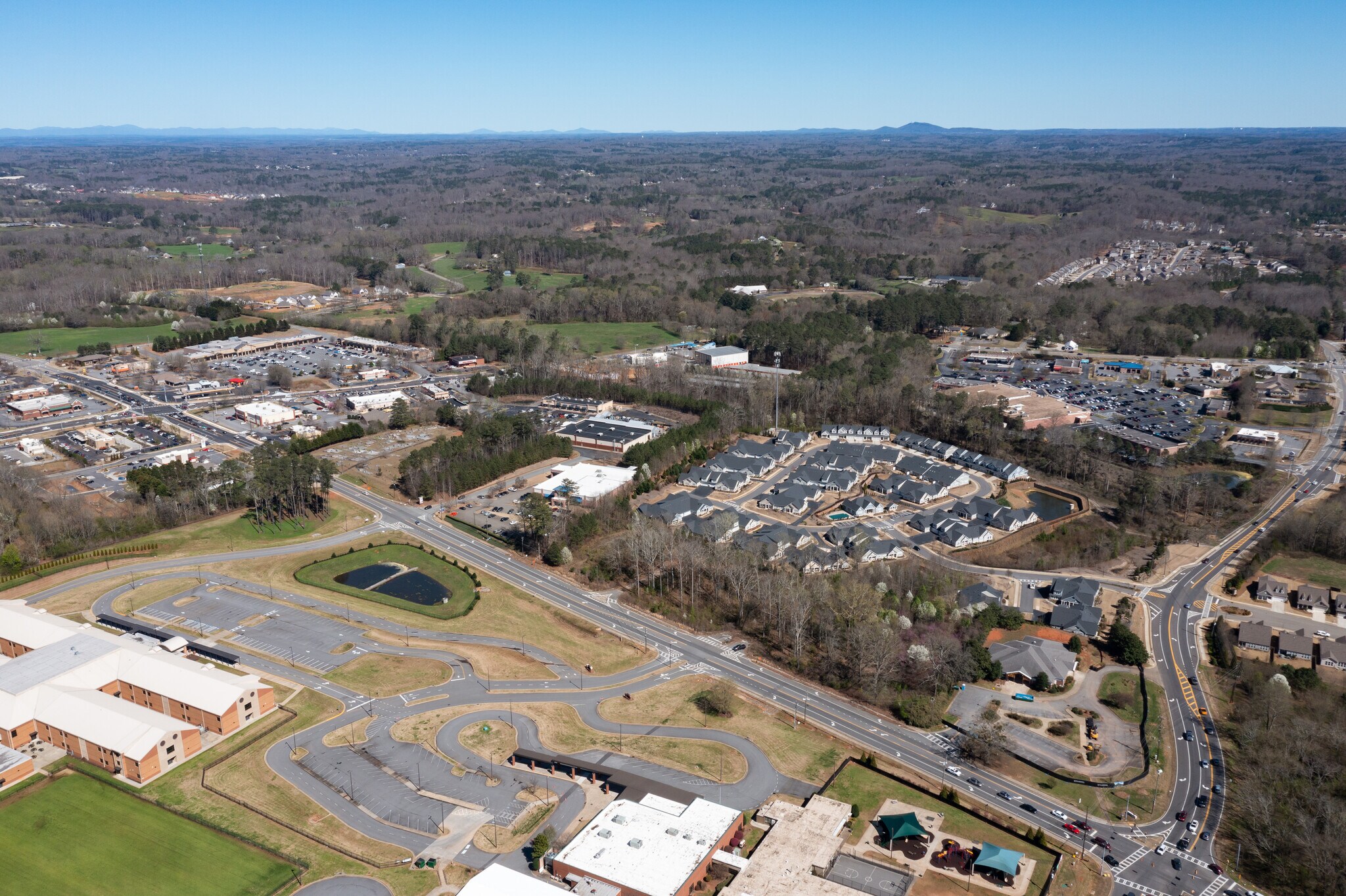 2780 E Cherokee Dr, Canton, GA à vendre Aérien- Image 1 de 6