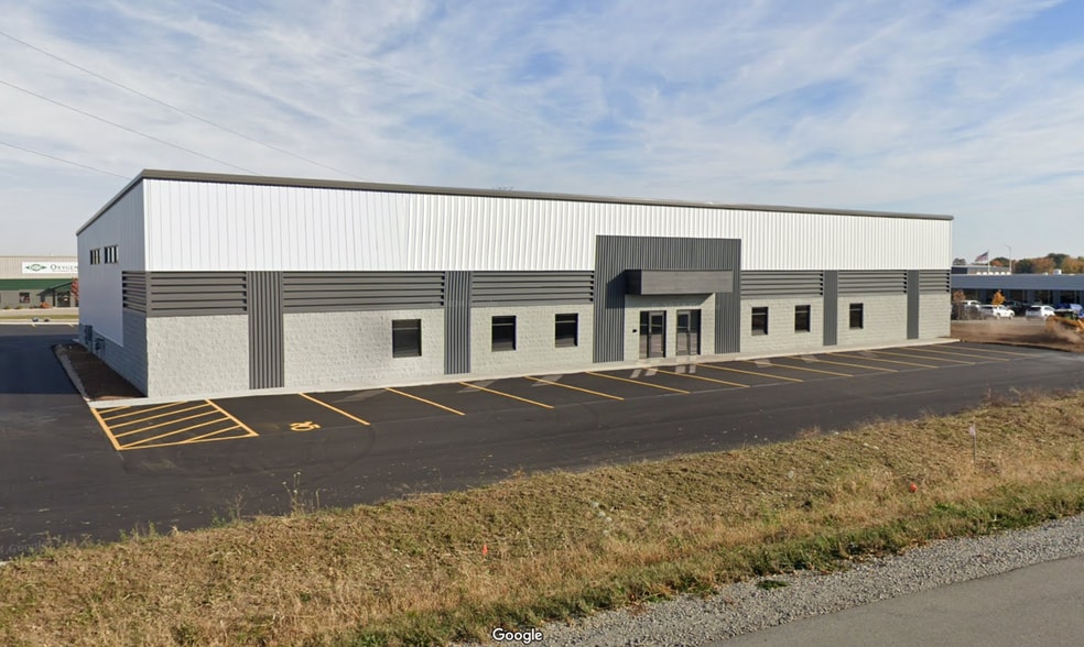 5791 Midwest Dr, Appleton, WI for lease - Primary Photo - Image 1 of 1