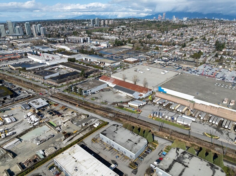8410 Main St, Vancouver, BC for lease - Building Photo - Image 3 of 8