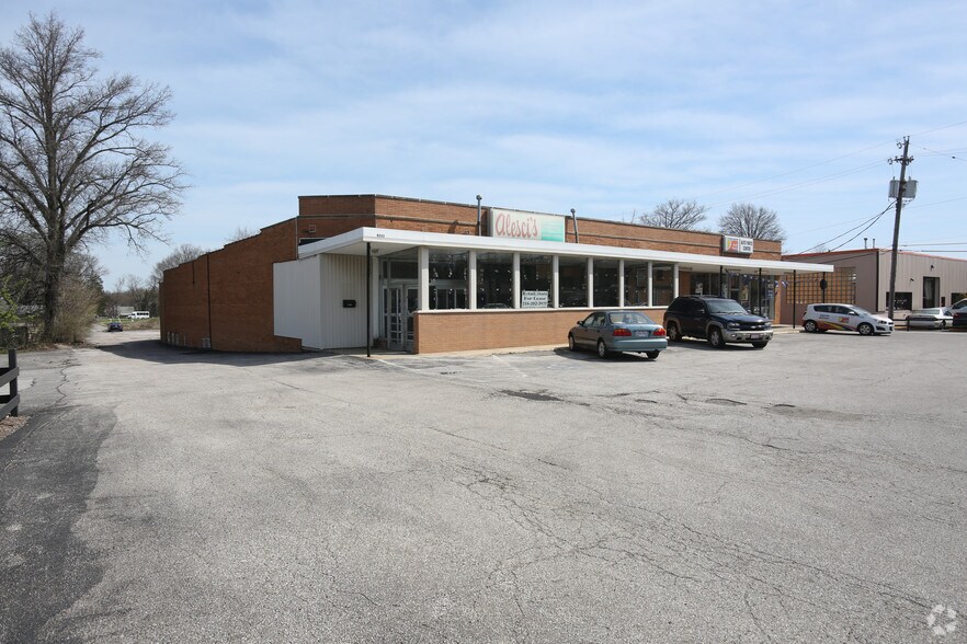 4333-4337 Mayfield Rd, Cleveland, OH à louer - Photo principale - Image 1 de 5