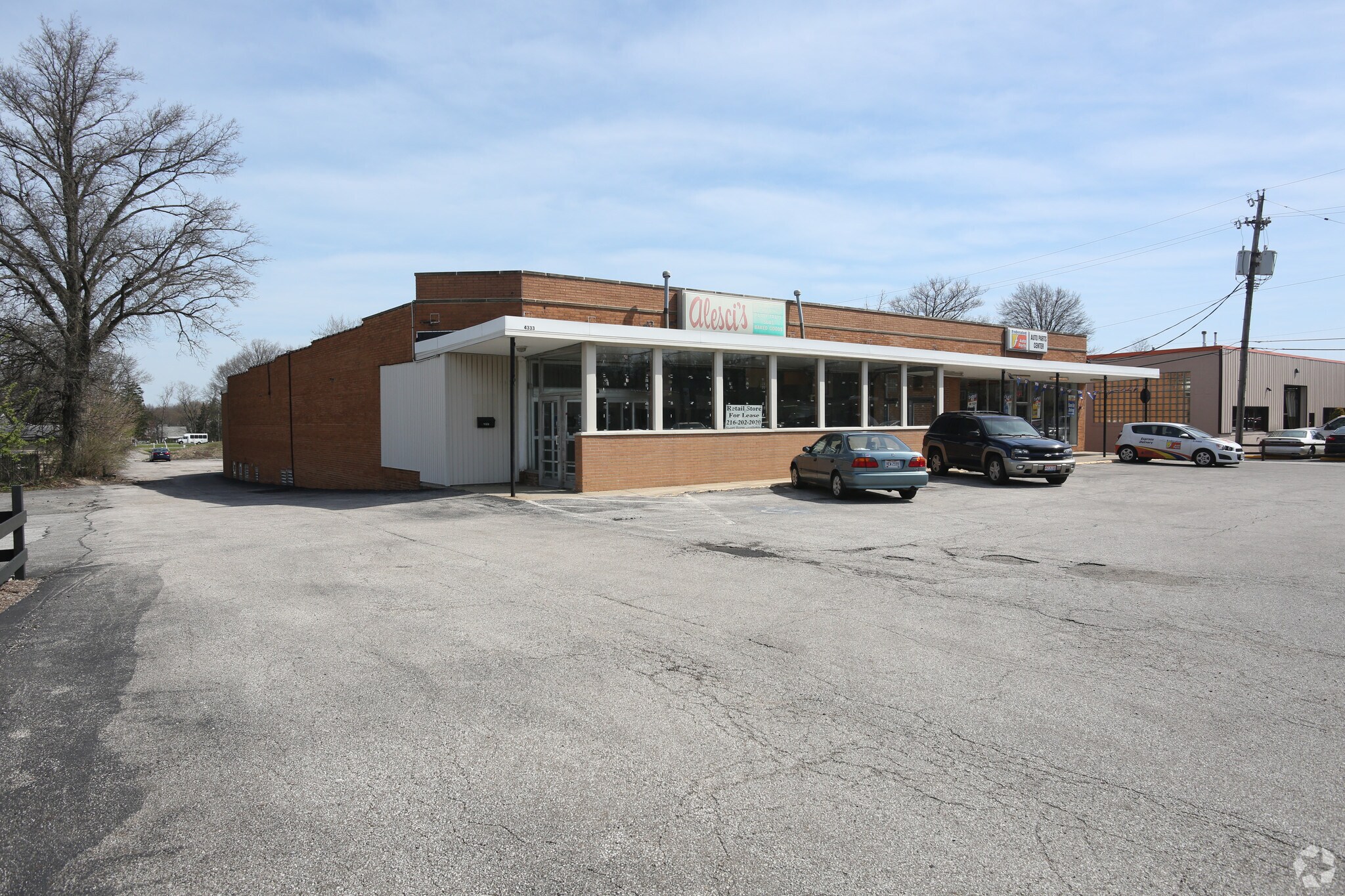 4333-4337 Mayfield Rd, Cleveland, OH for lease Primary Photo- Image 1 of 6