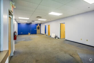 715 Venture Dr, Southaven, MS for lease Interior Photo- Image 1 of 12