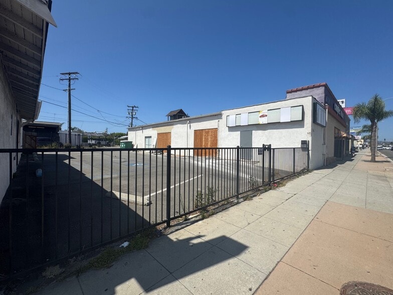 1816 Pacific Coast Hwy, Lomita, CA for lease - Building Photo - Image 3 of 12